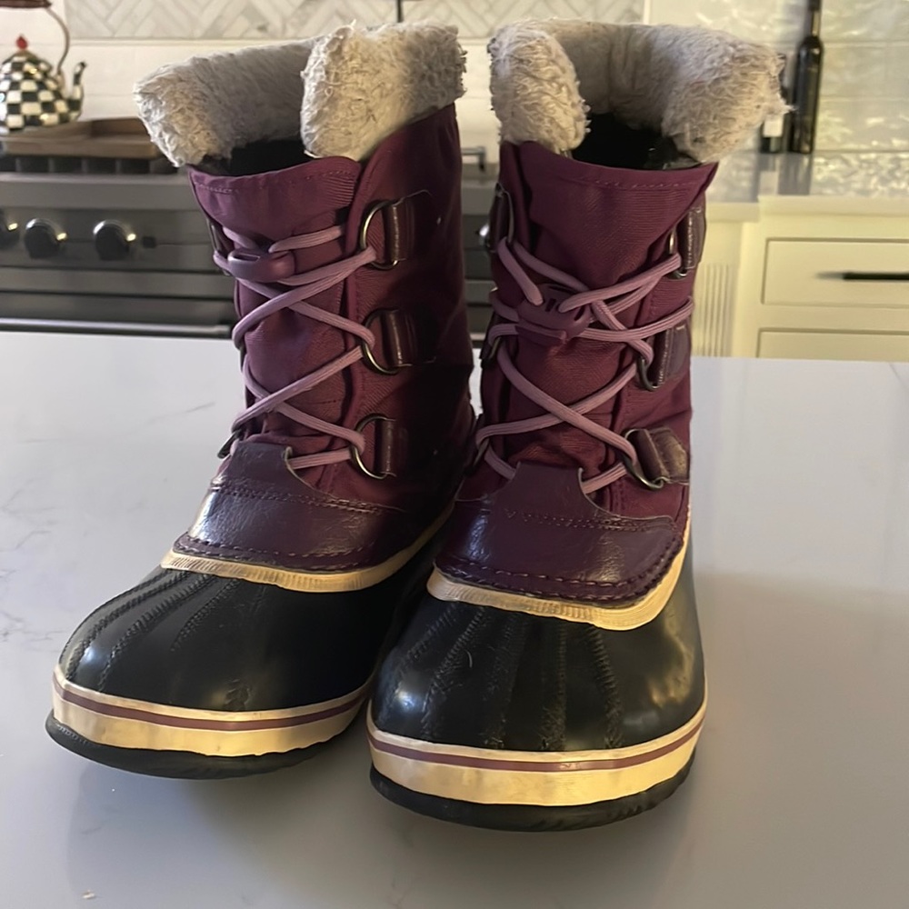 Purple Sorel Boots  Size 3 Girls